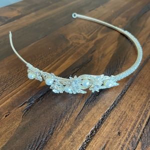 David’s Bridal Wedding Rhinestone Headband w/small rhinestone accessories